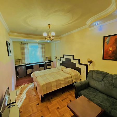 Дом Писателей Цахкадзора Hotel Kültér fotó
