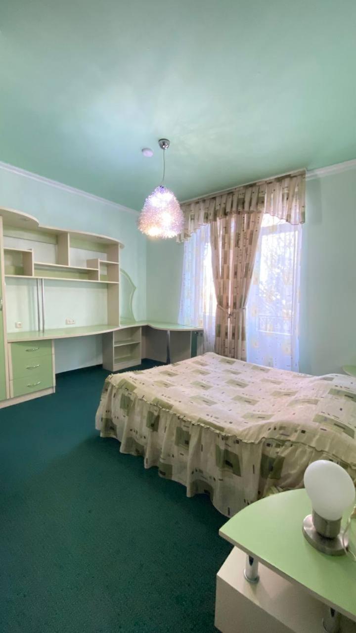 Дом Писателей Цахкадзора Hotel Kültér fotó