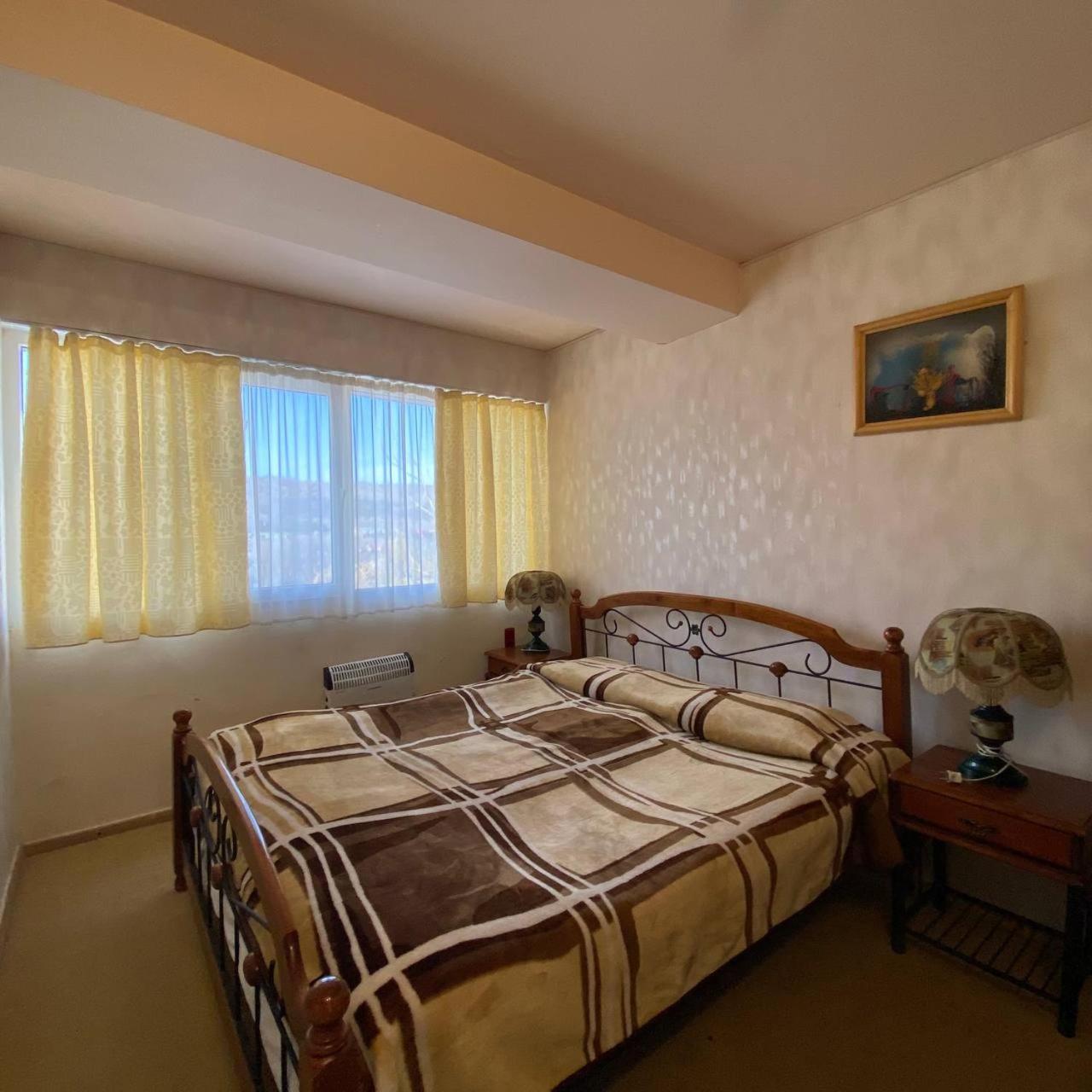 Дом Писателей Цахкадзора Hotel Kültér fotó