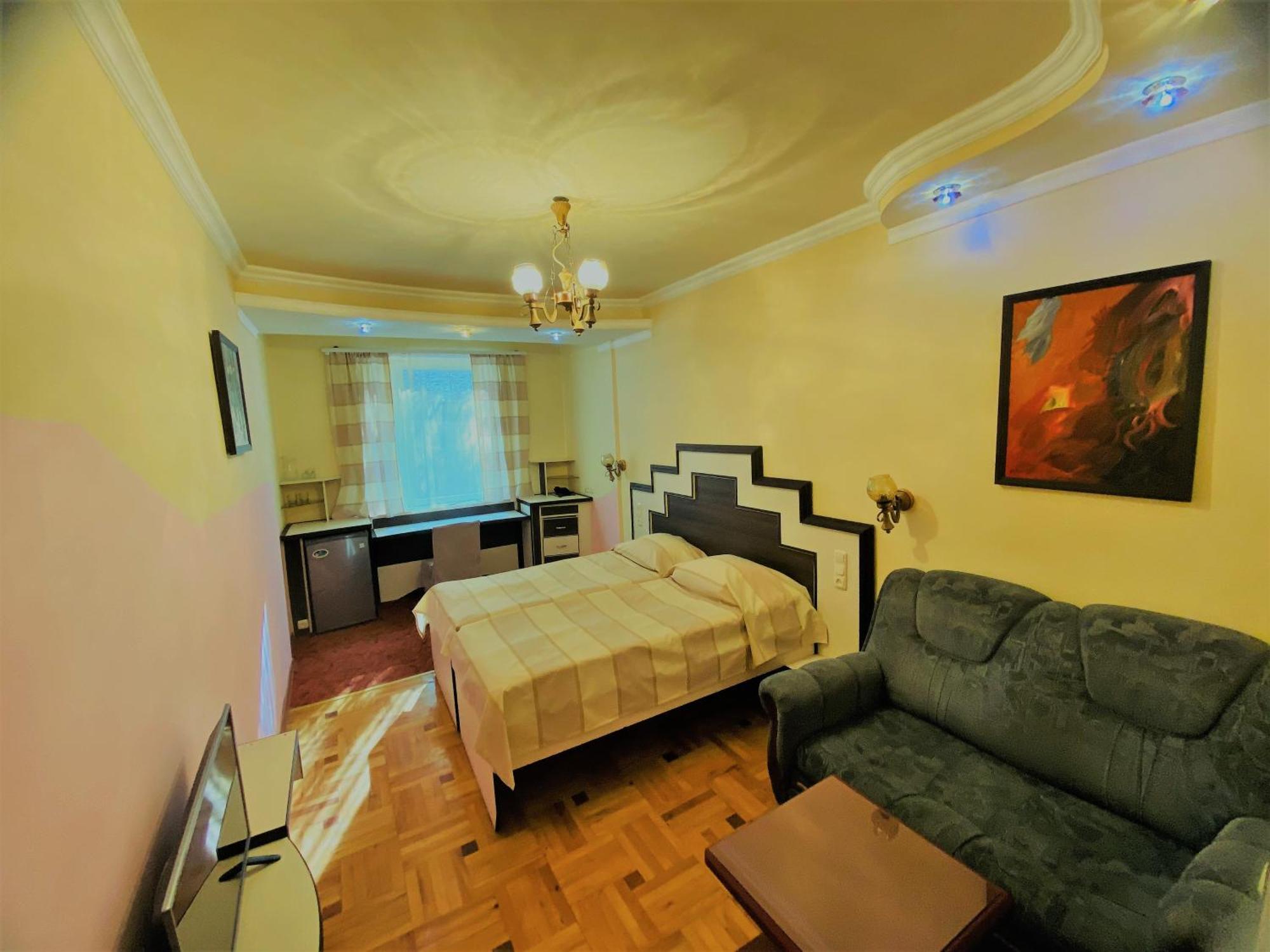 Дом Писателей Цахкадзора Hotel Kültér fotó